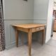 Petit bureau vintage en chêne et pin massif (rénové)