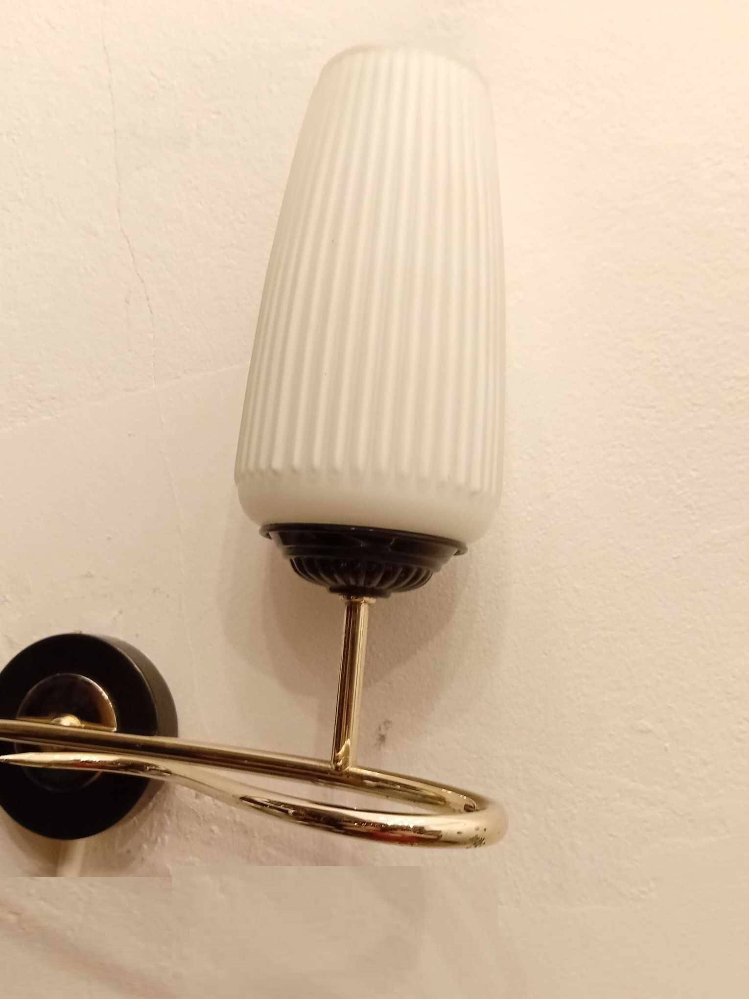 Suite de 2 appliques années 40