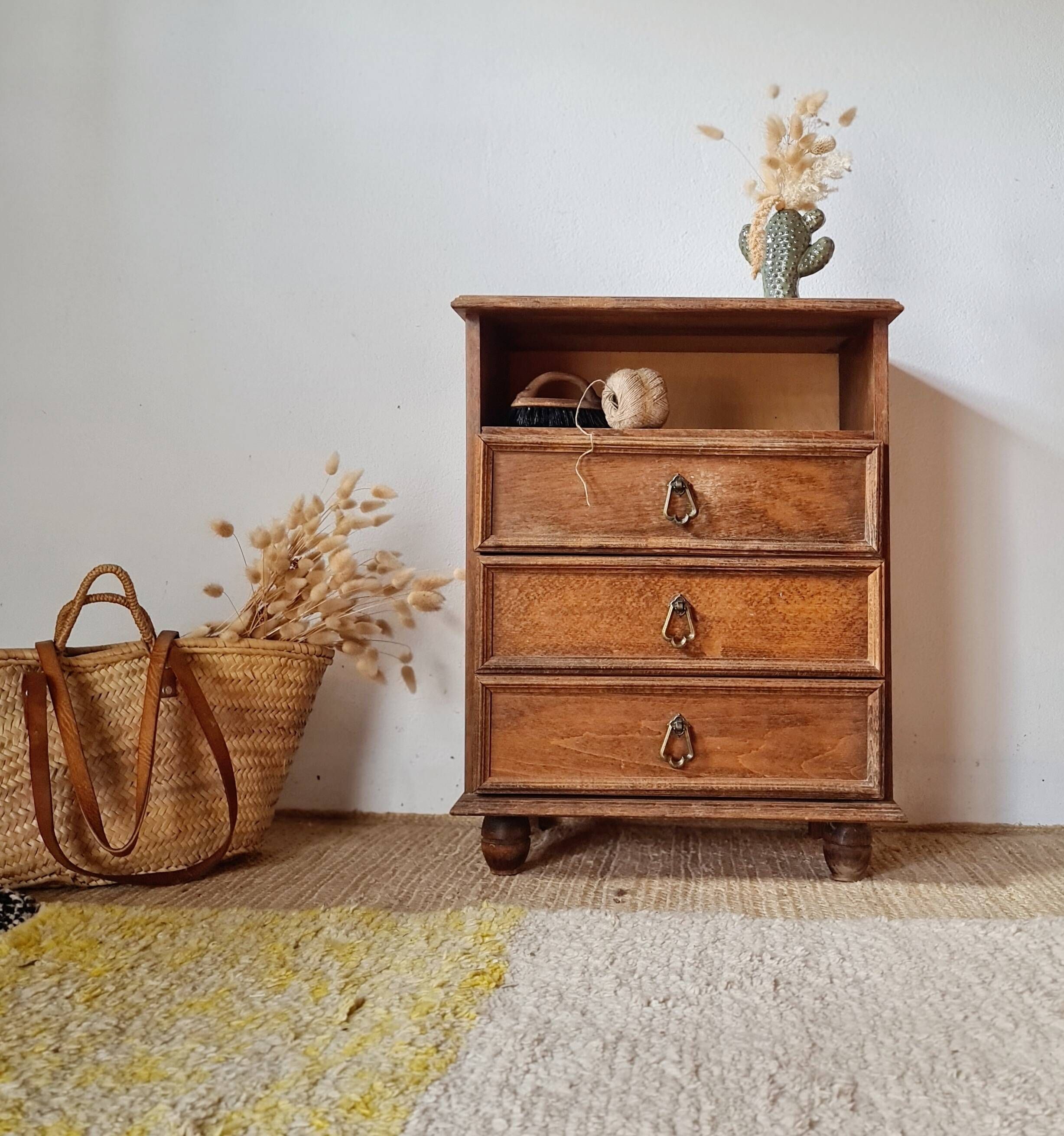 Small vintage wooden piece of furniture with 3 drawers - small chest of drawers.