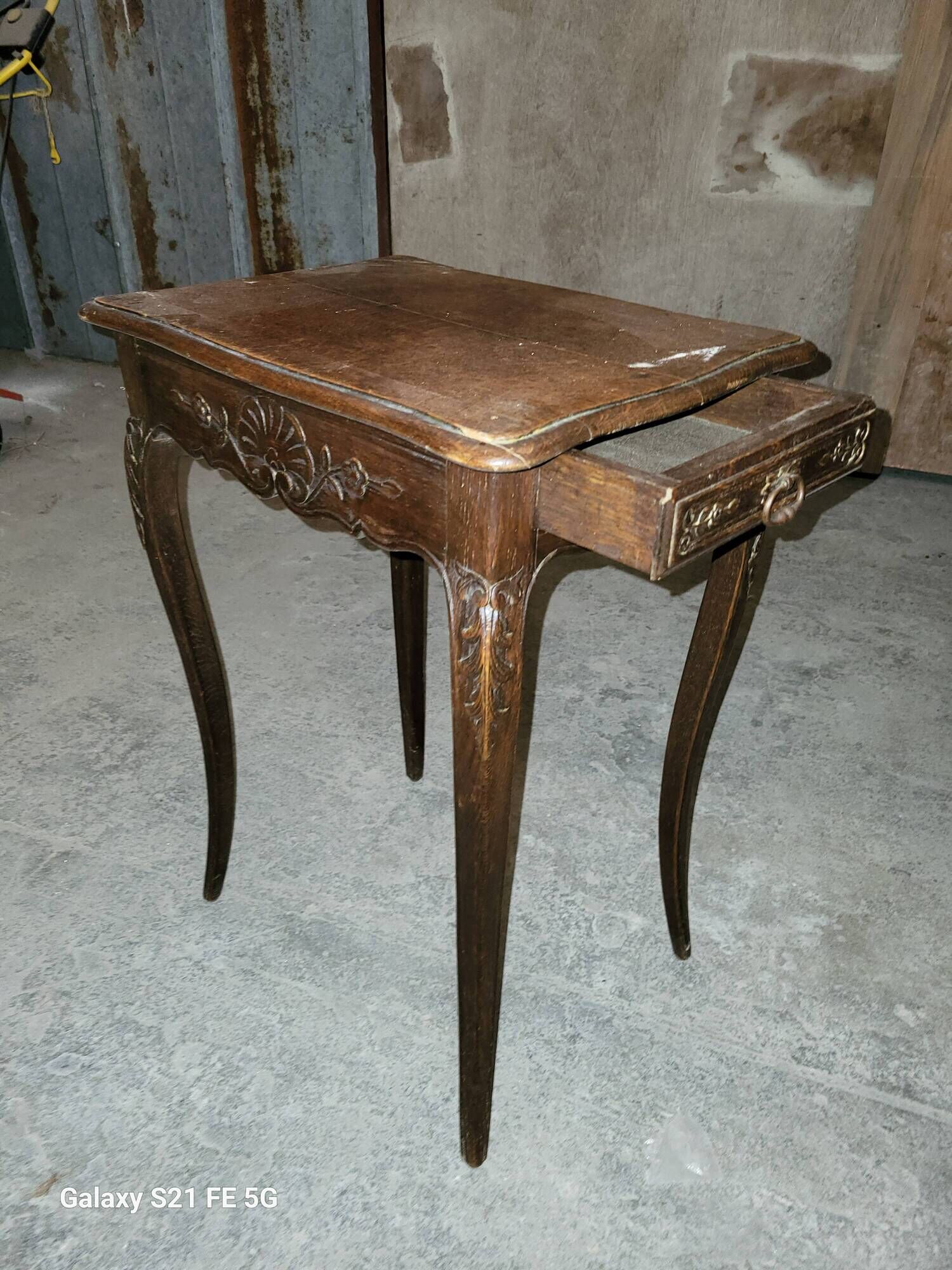 Small table LXV in oak