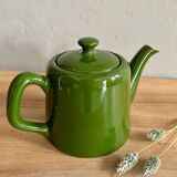 Green teapot