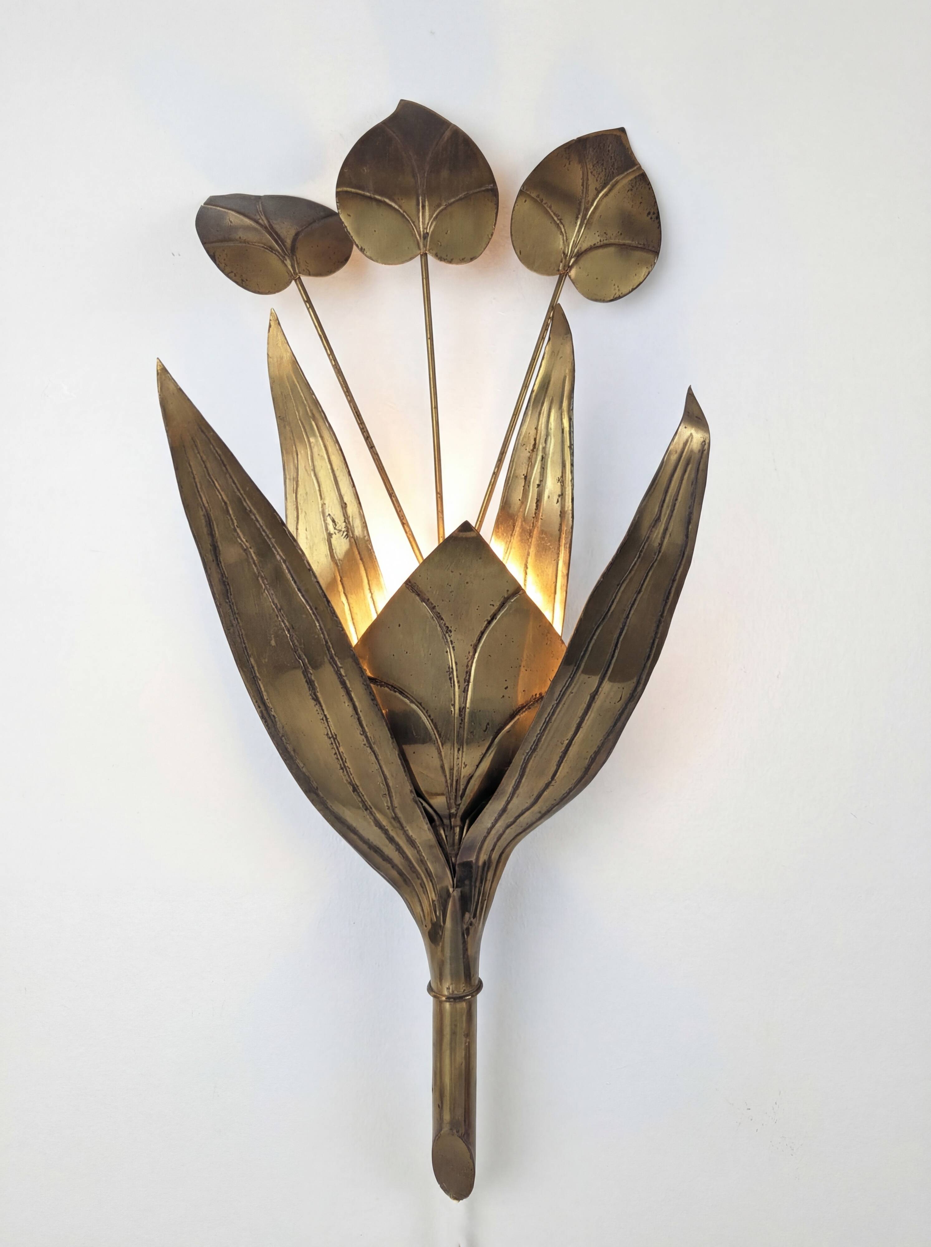 Brass Floral Leaf Wall Sconce, Hollywood Regency Style, 1960s