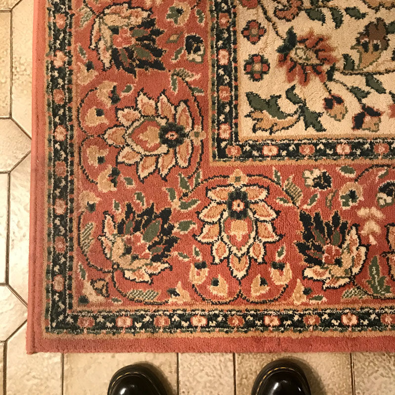 Pink and beige vintage carpet (198 x 286 cm)