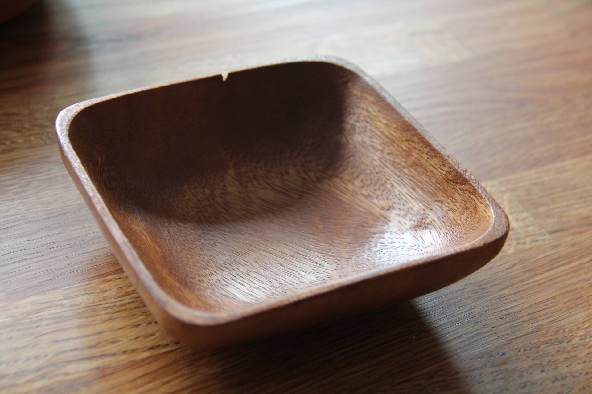 3 teak trays
