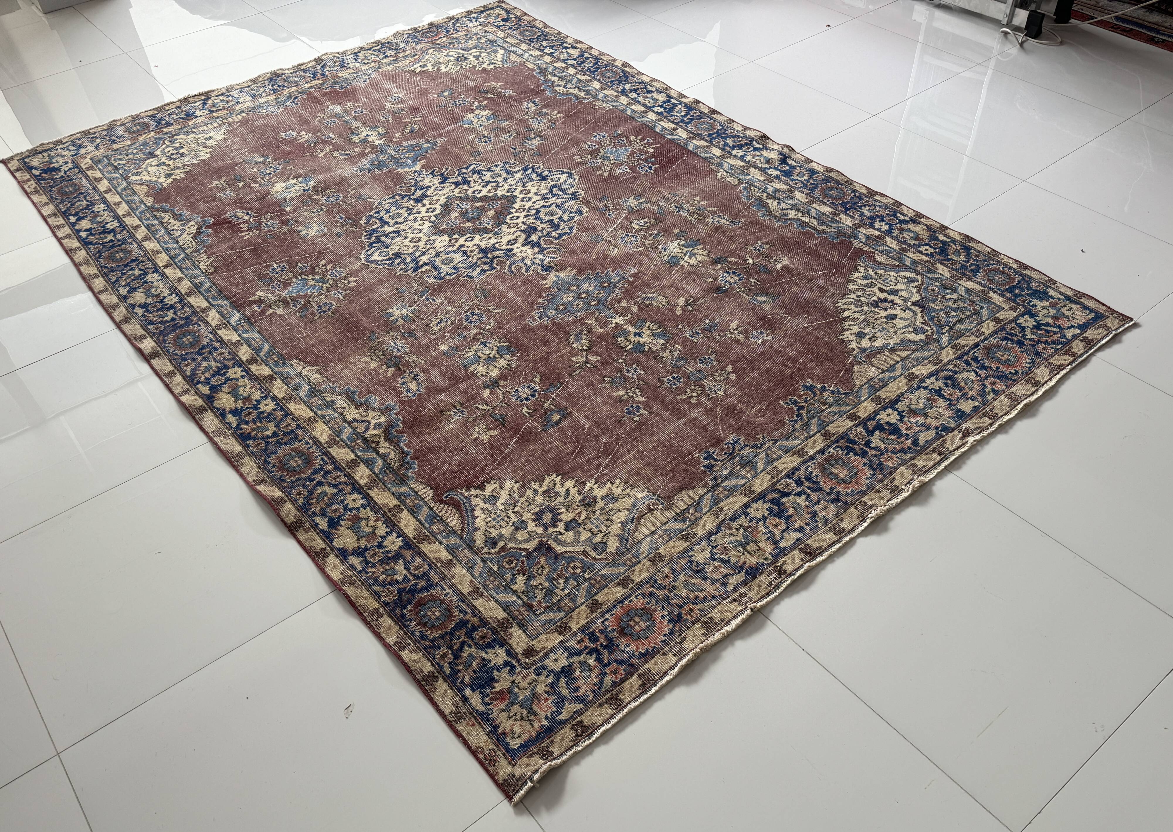 Tapis oriental vintage 205x300 cm, laine nouée à la main, tons rouge bleu beige, tapis turc