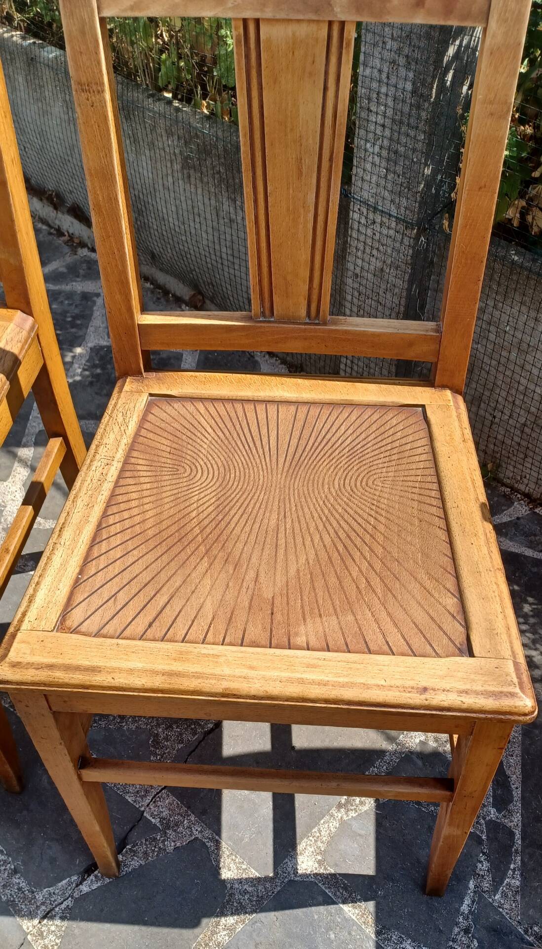 Set of 6 wooden chairs from the 1950s.
