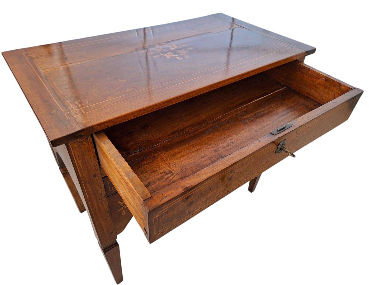 Neoclassical Louis XVI desk