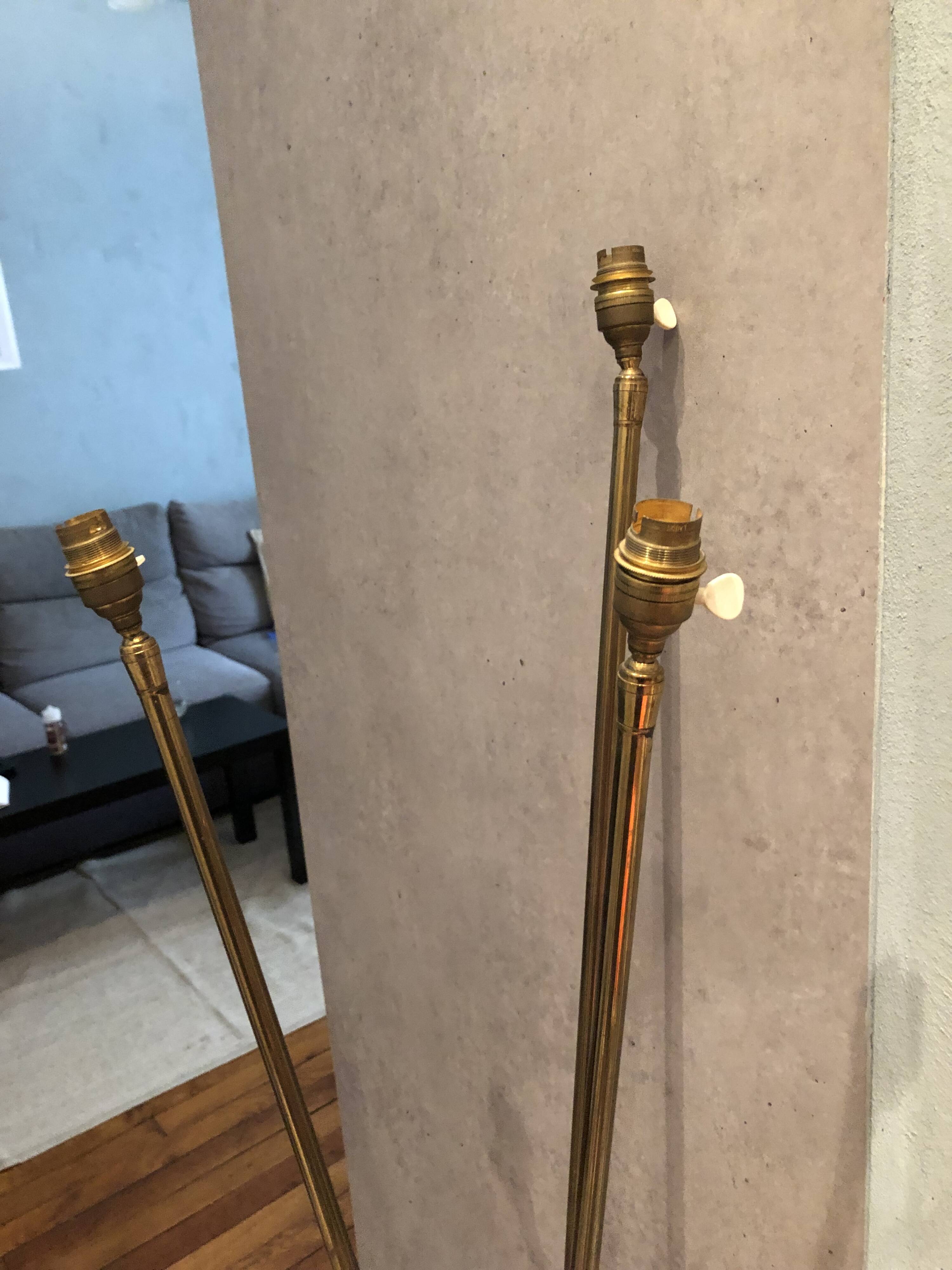 Coffee table / Floor lamp