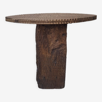 Table d'appoint tribale