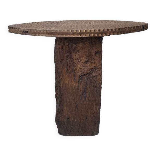 Table d'appoint tribale