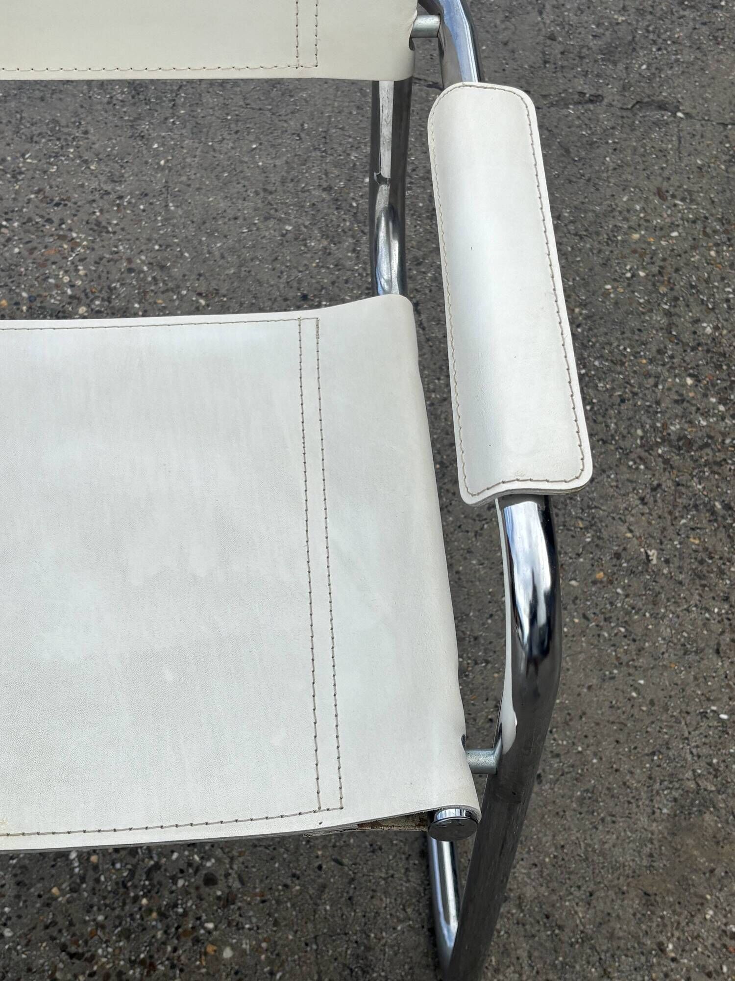 Set of 4 dining chairs in white, S34 Mart Stam/Marcel Breuer style Italy