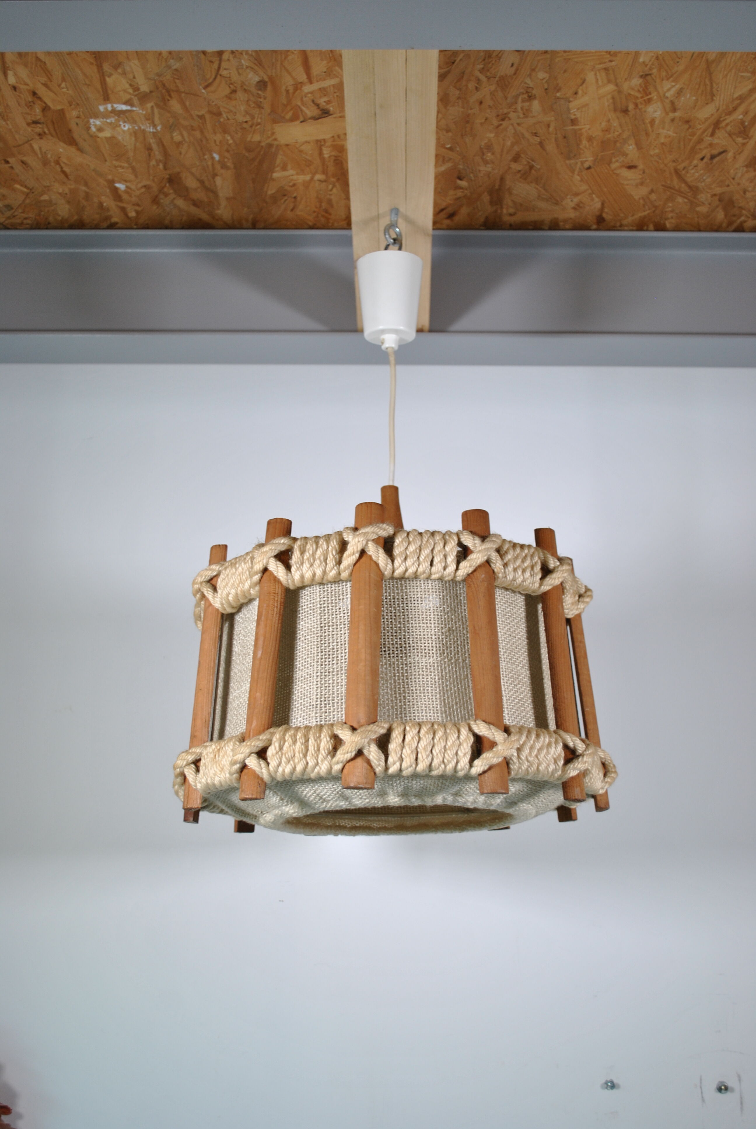 Suspension in rope and wood 1970