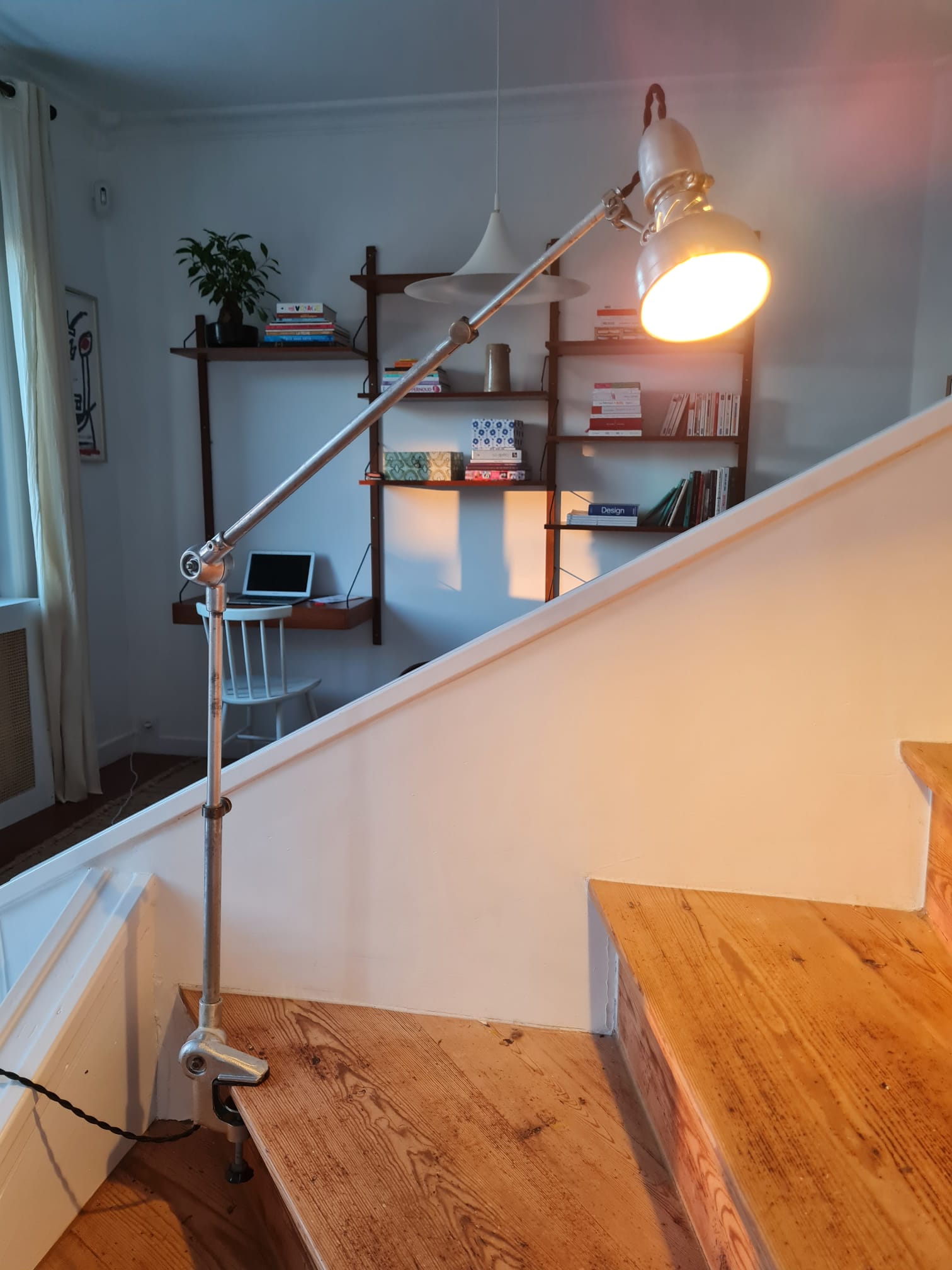 Lumina workshop lamp