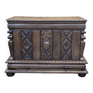 coffre en chêne Renaissance