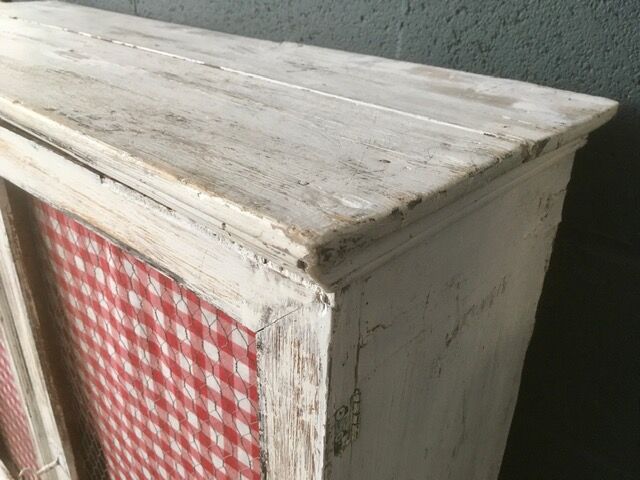 White country buffet