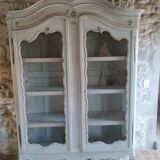 Grilled bookcase