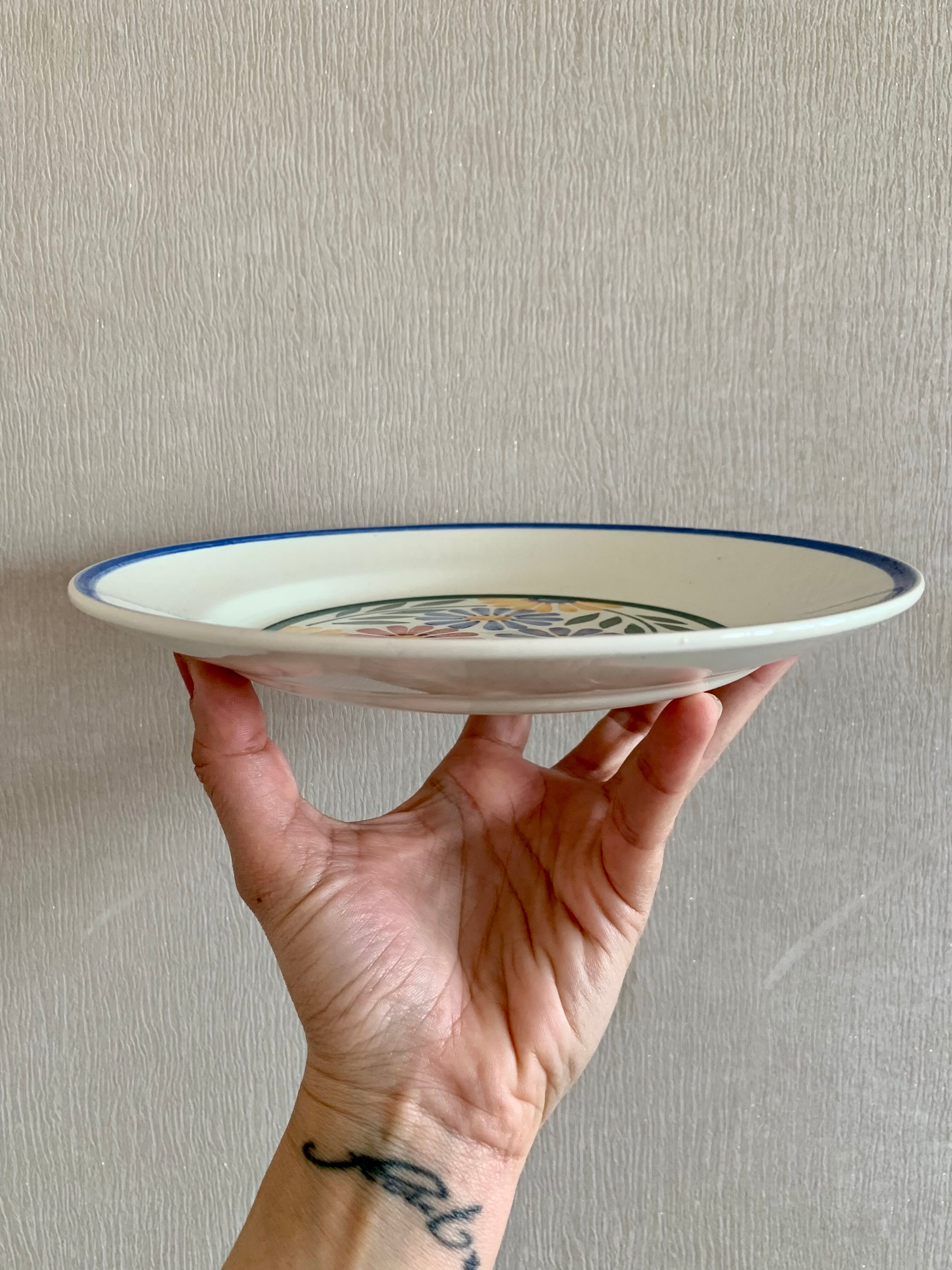 Josetti earthenware service with colorful flowers 1930