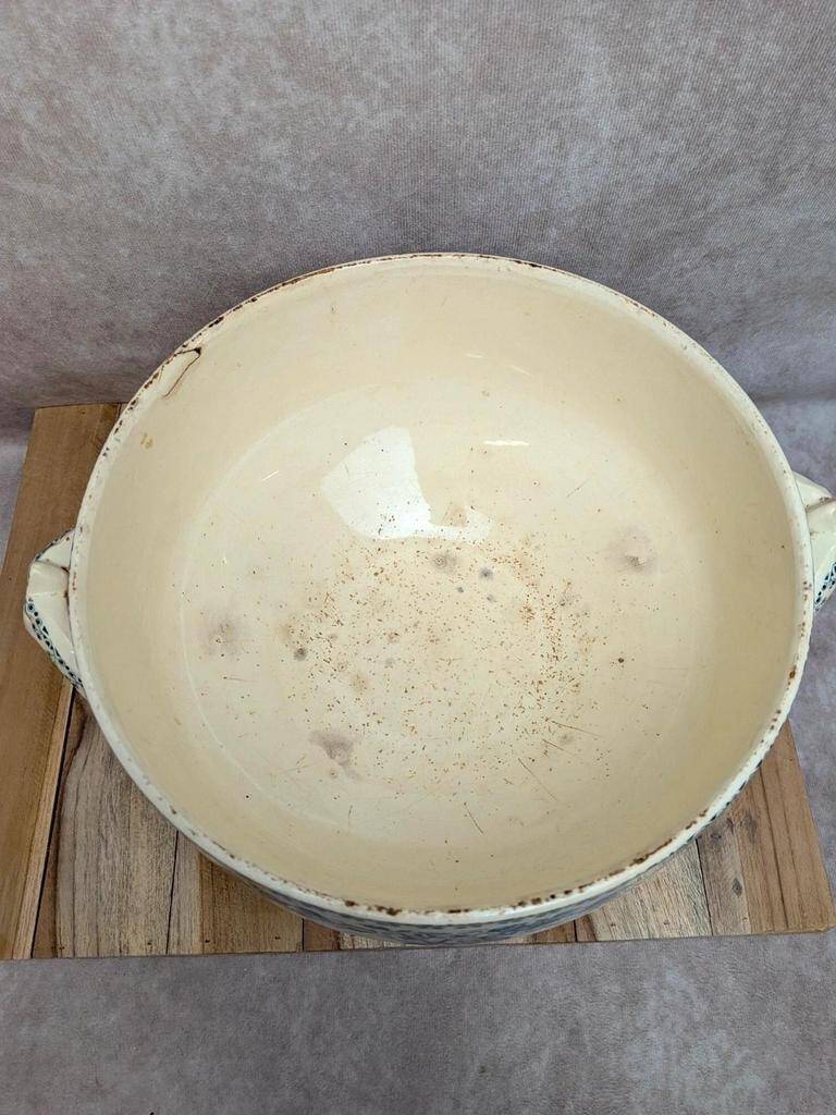 Soupière ancienne Saint-amand & Hamage – modèle Guadeloupe – Terre de fer