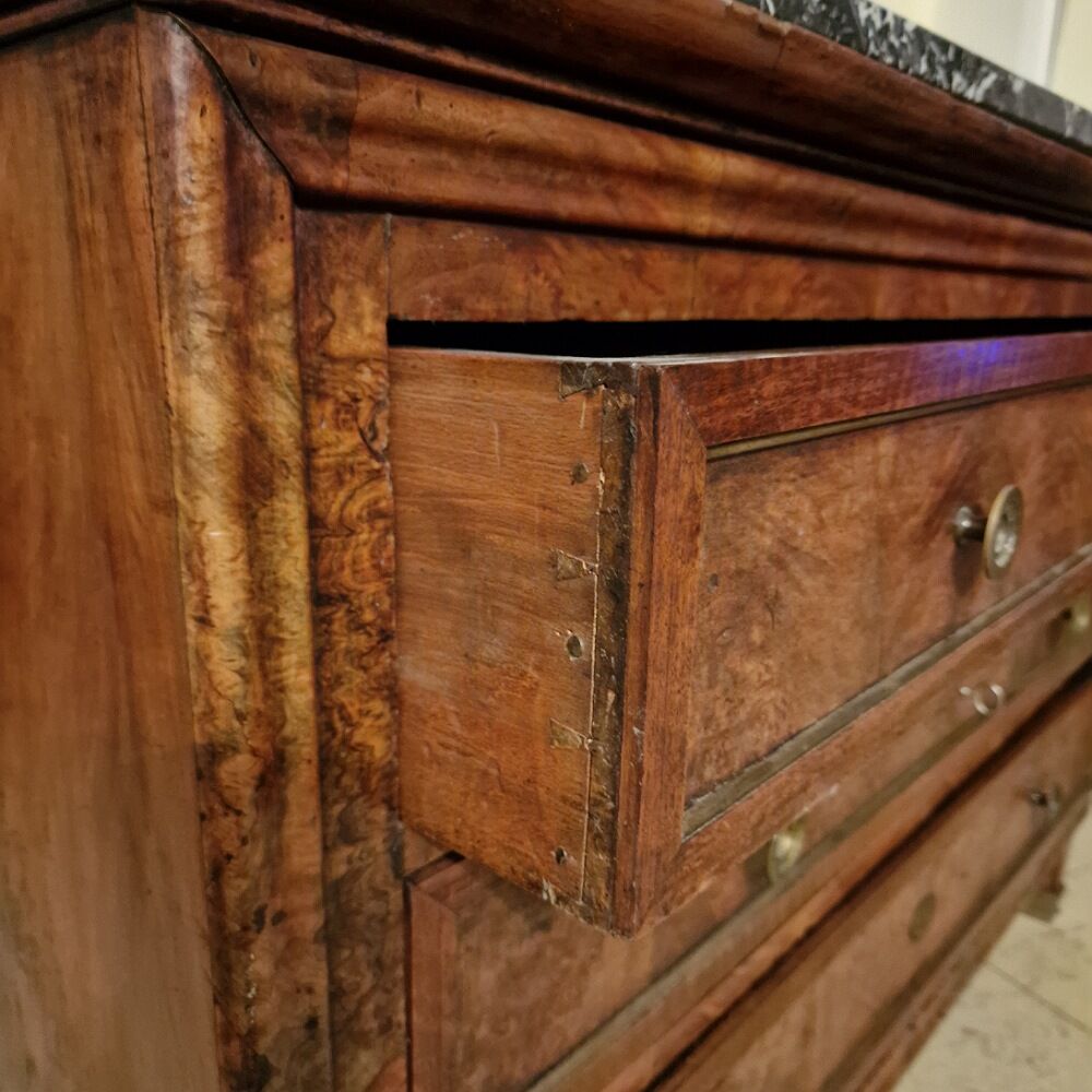 Old chest of drawers Louis Philippe