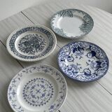 4 assiettes dépareillées anciennes bleues