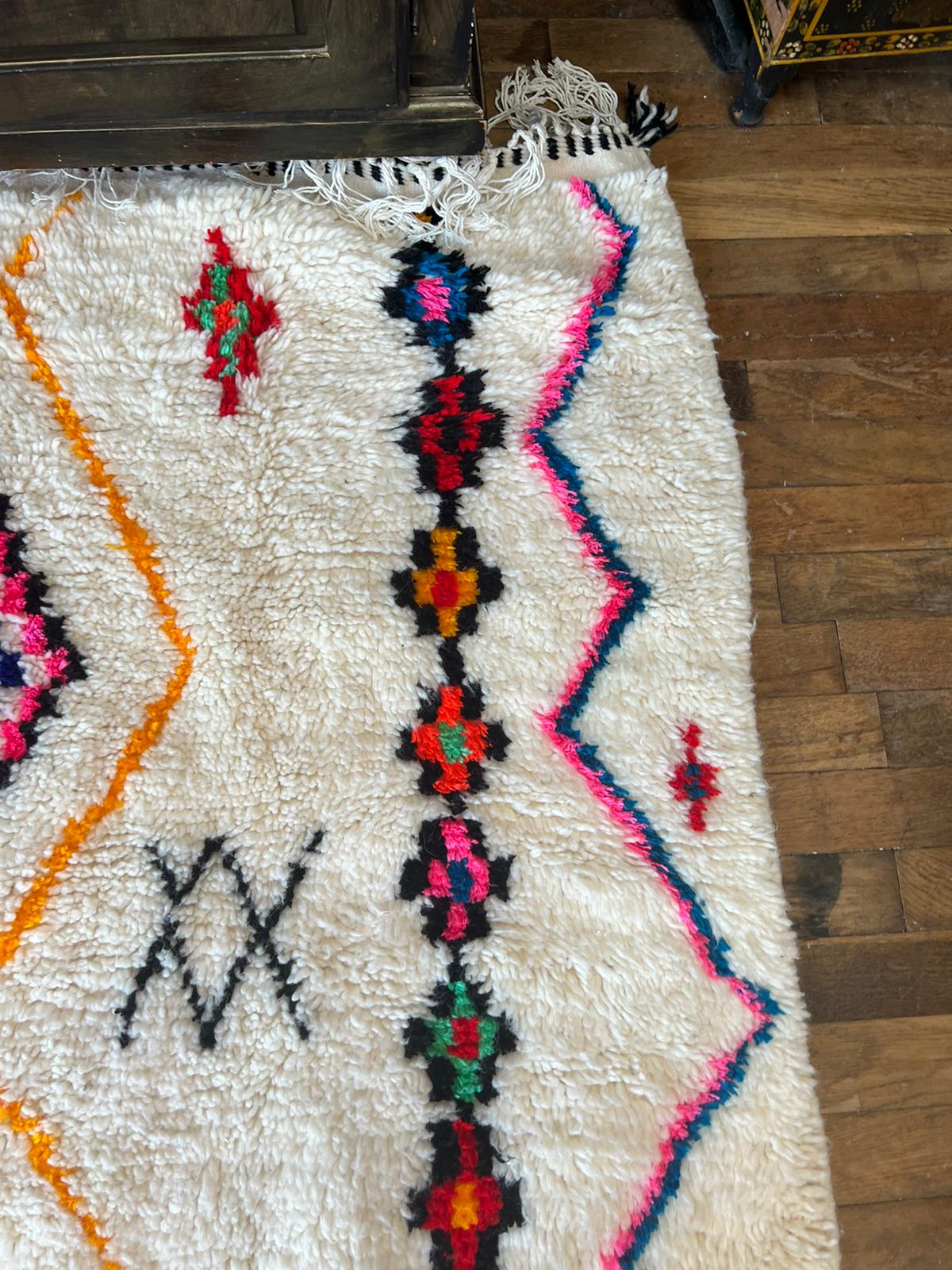 Carpet 142cm x 250cm