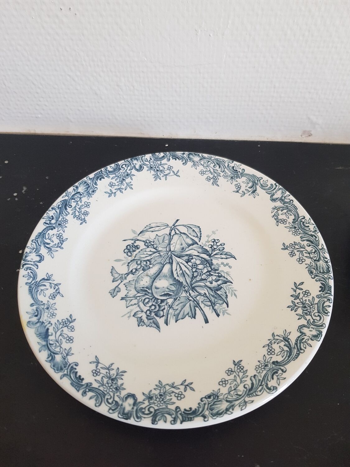 Iron earth dessert plate