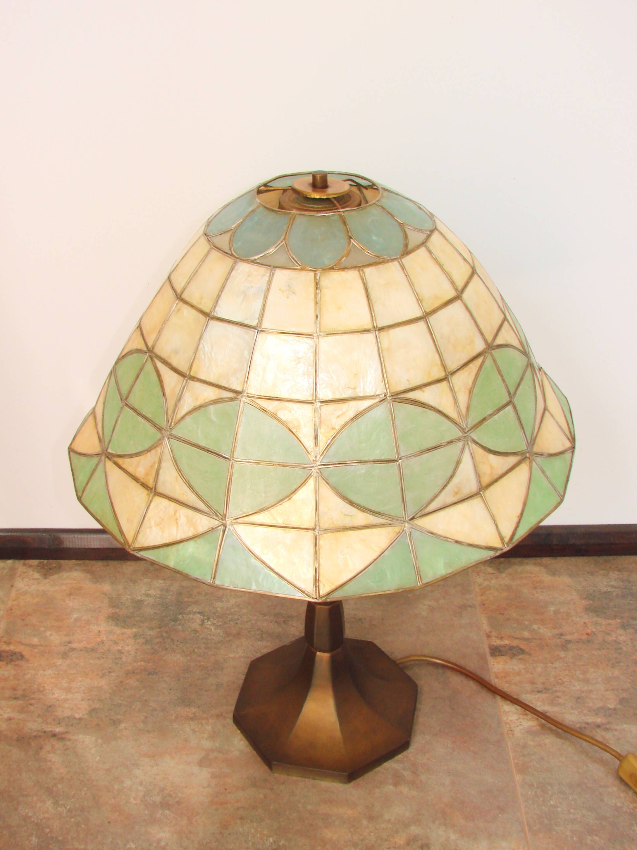 Tiffany-style table lamp