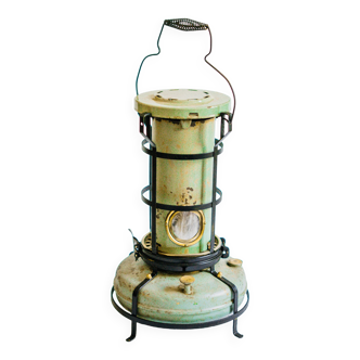 Old rare lamp Aladdin kerosene stove made in England