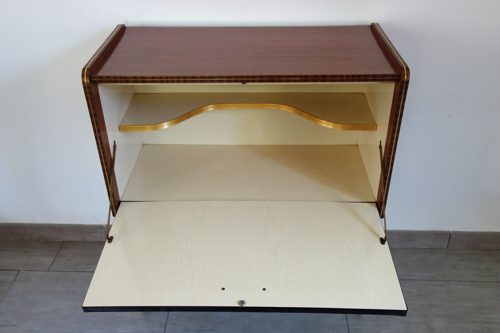 Furniture bar with wheels 60s