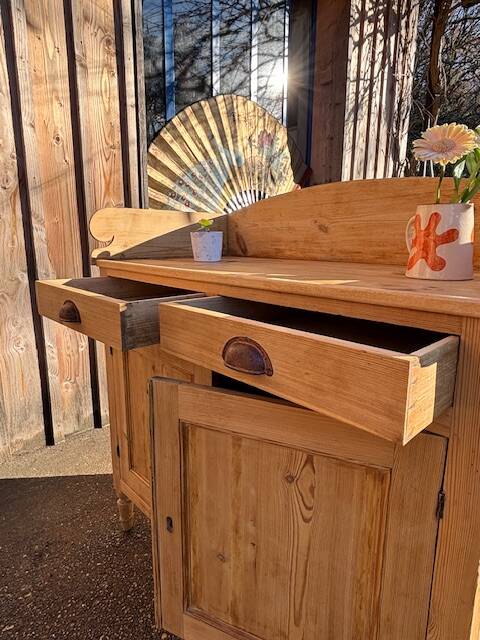 Buffet - Ancien meuble de toilette