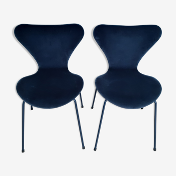 Arne Jacobsen chair set series 7 edition edited by Fritz Hansen & Lala berlin