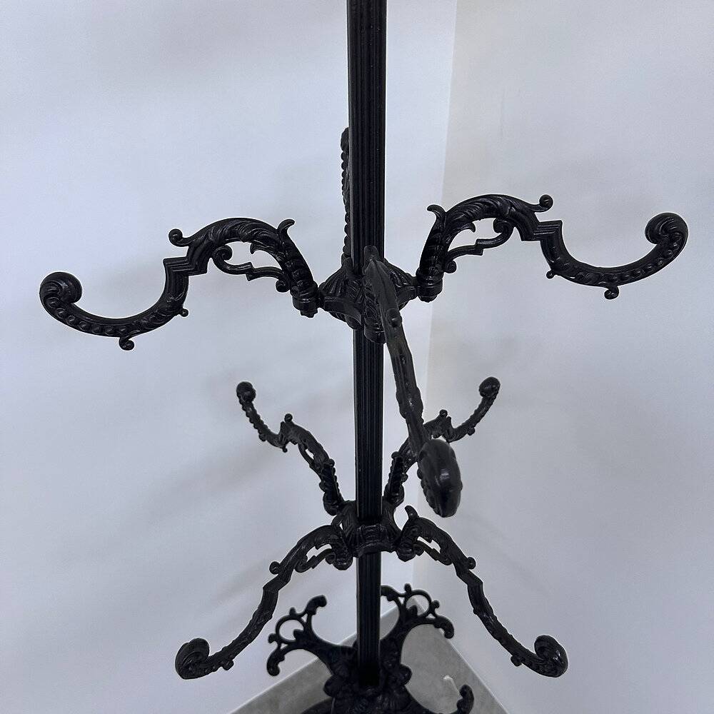 Large ornate cast iron hall tree coat stand with 12 hooks