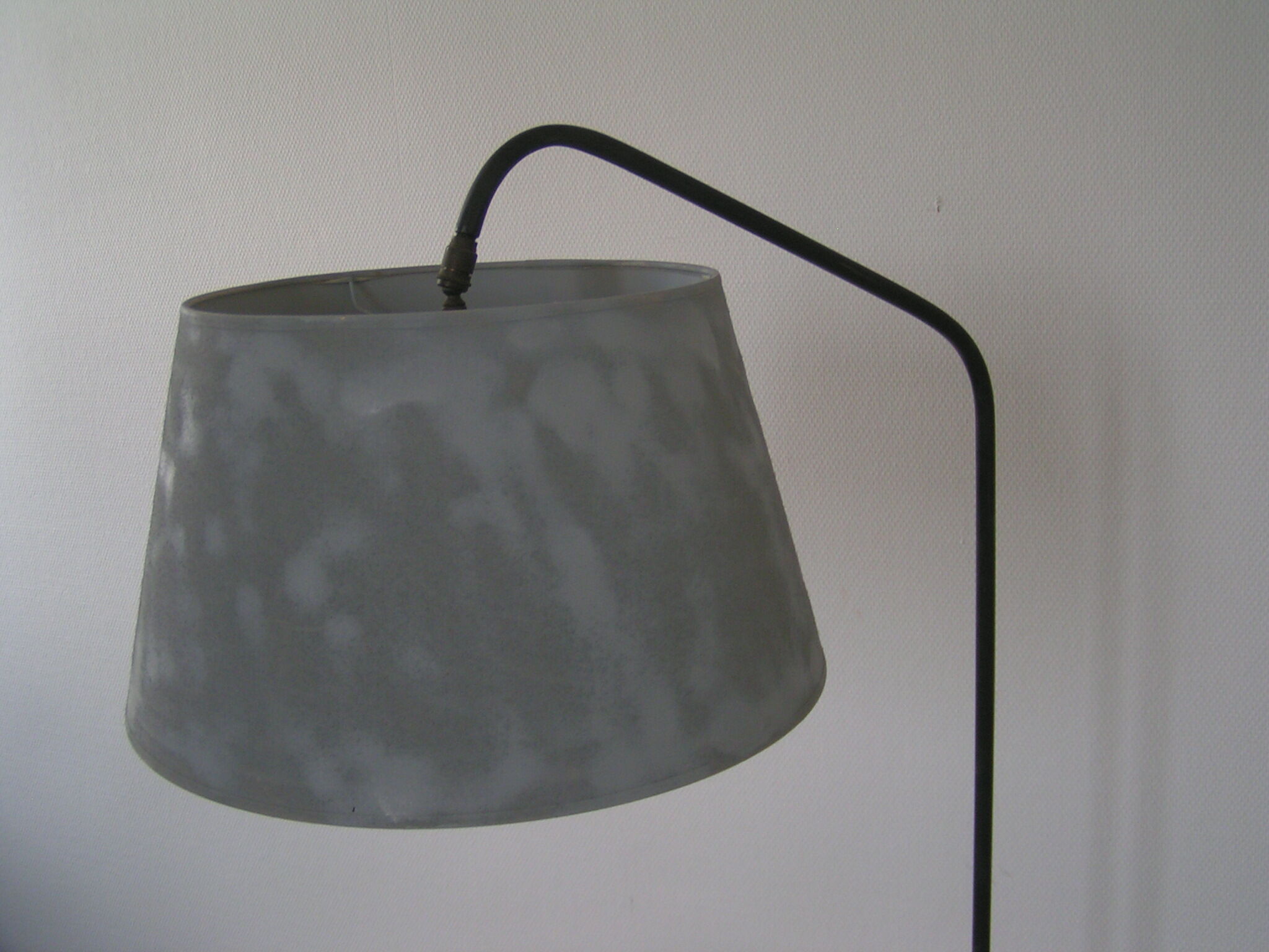 Lamp with tablet
