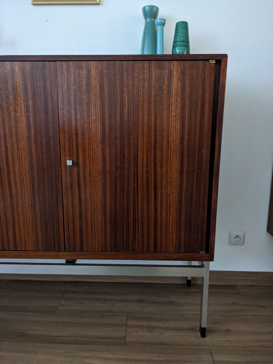 Vintage modernist enfilade