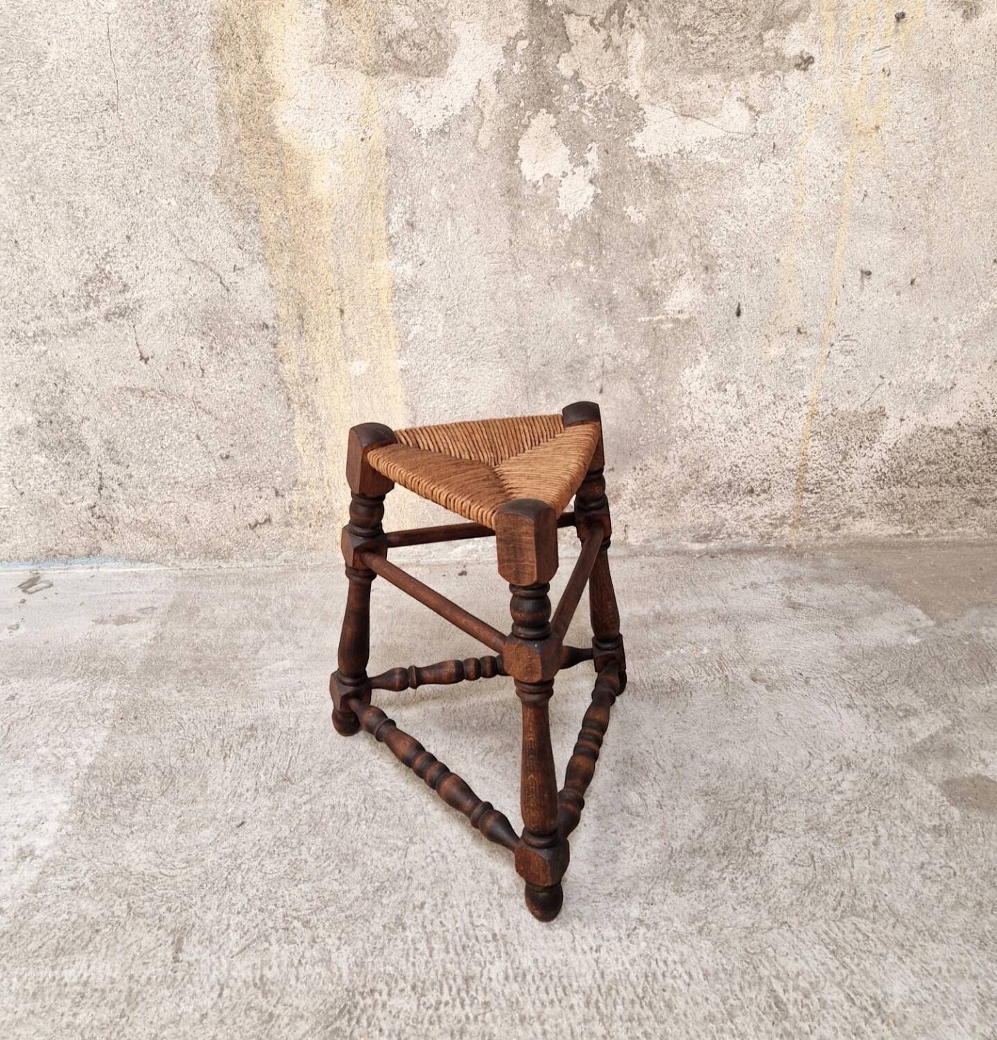 Wood and straw tripod stool