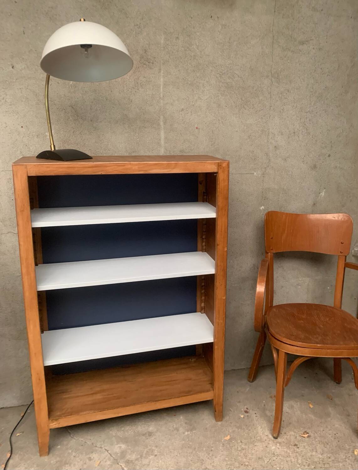 Parisian bookcase, Perriand type