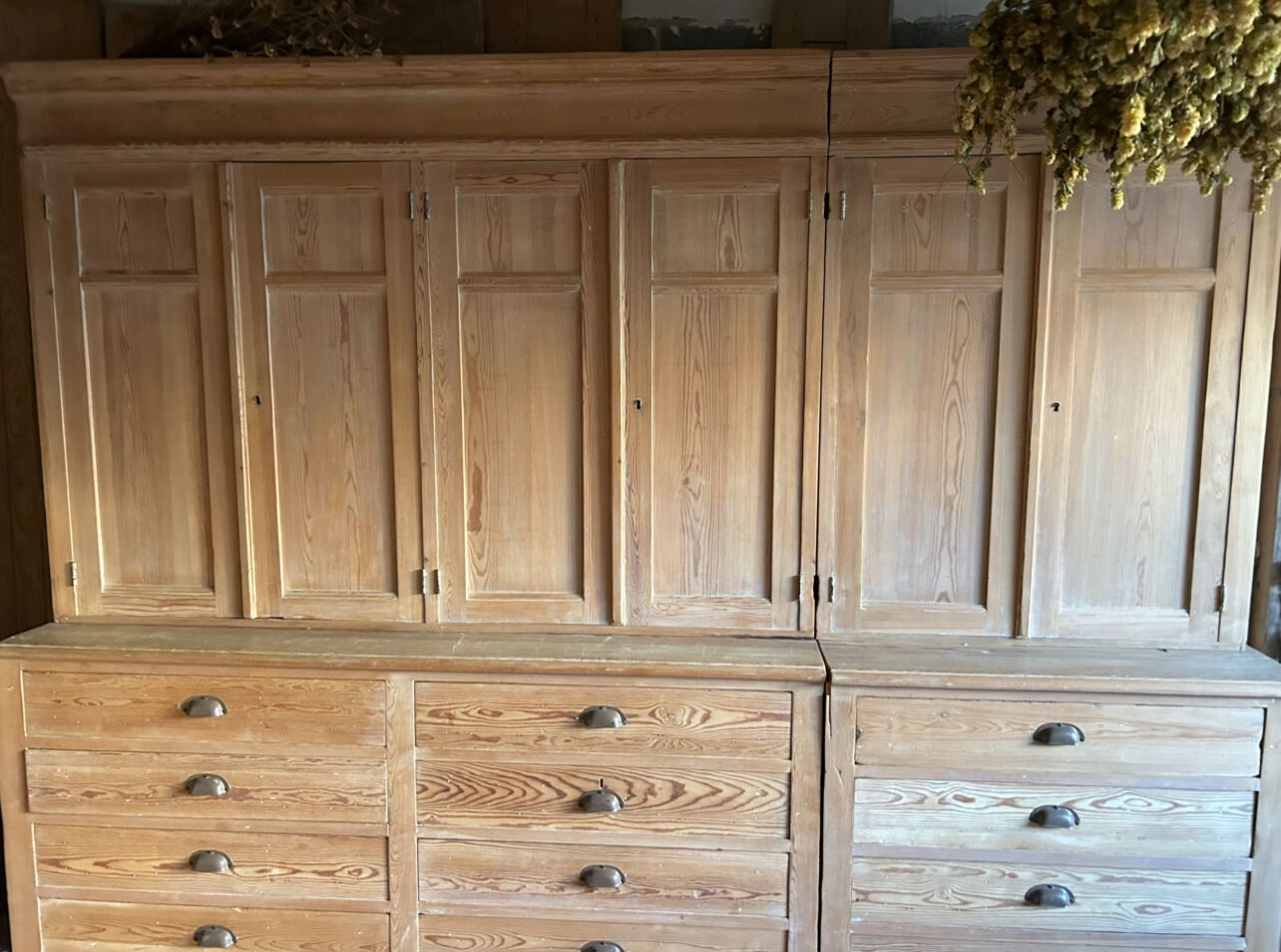 Old workshop furniture, 2 bodies with drawers and a cupboard.