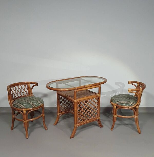 Ensemble table d'appoint et chaises de balcon en rotin et bambou, années 1970