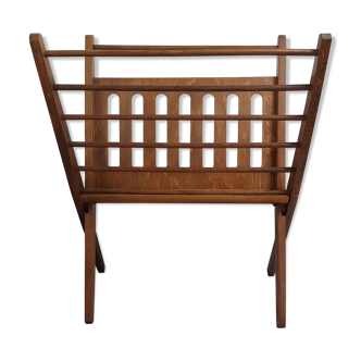 Braakmann folding magazine rack