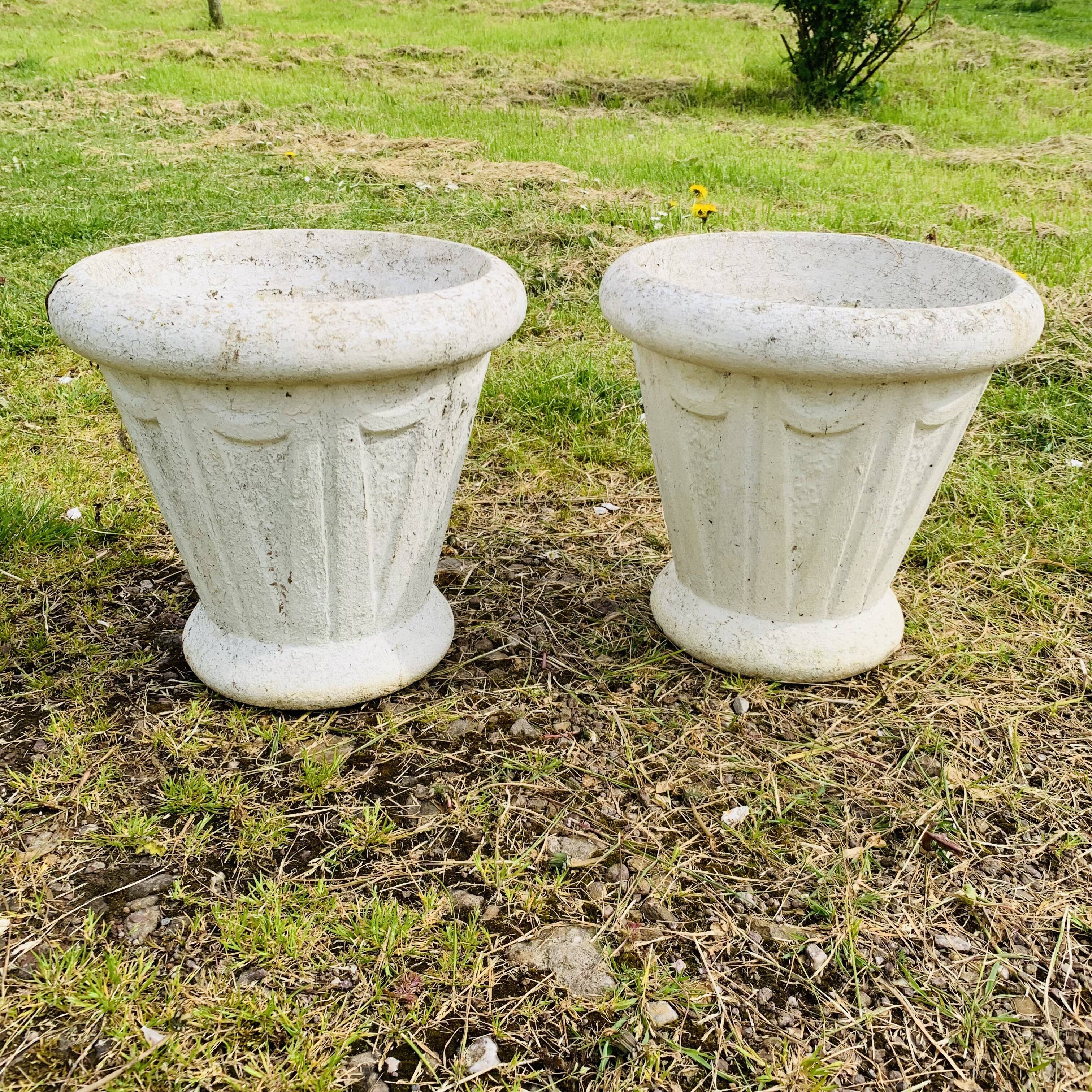 Pair of Grandon Fres pots