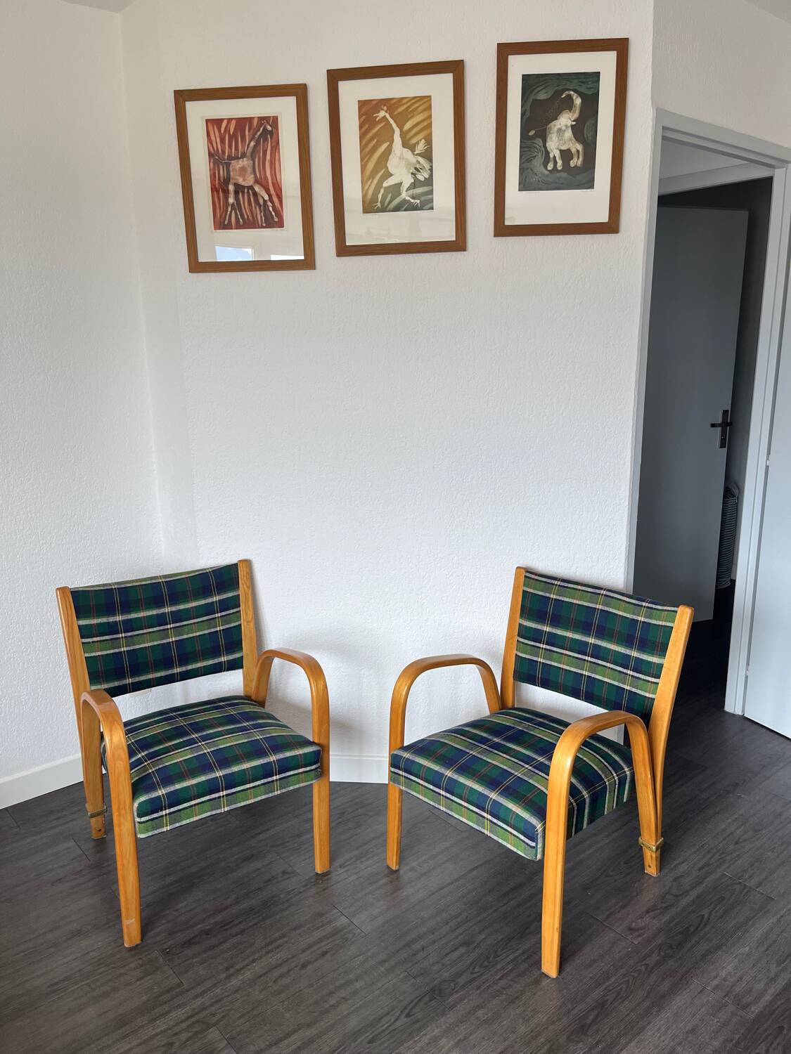 Fauteuil Bow Bois par Hugues Steiner 1950