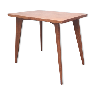 Vintage oak side coffee table in 50-year-round
