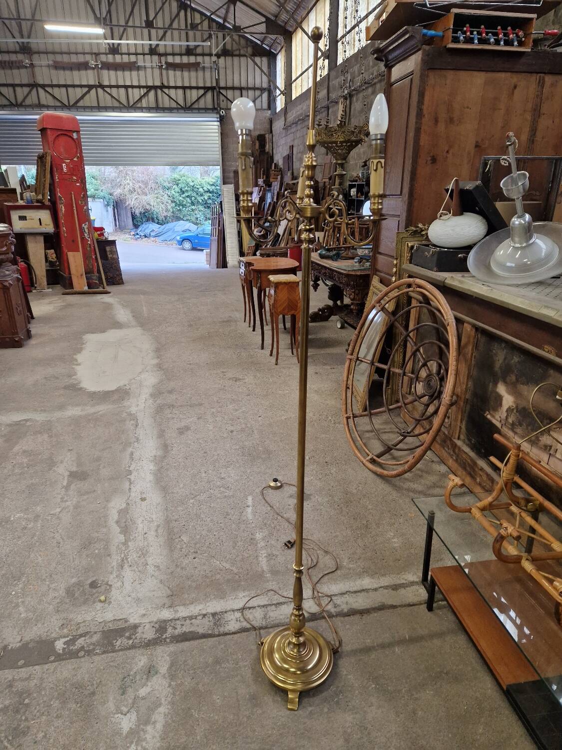 Lampadaire en laiton