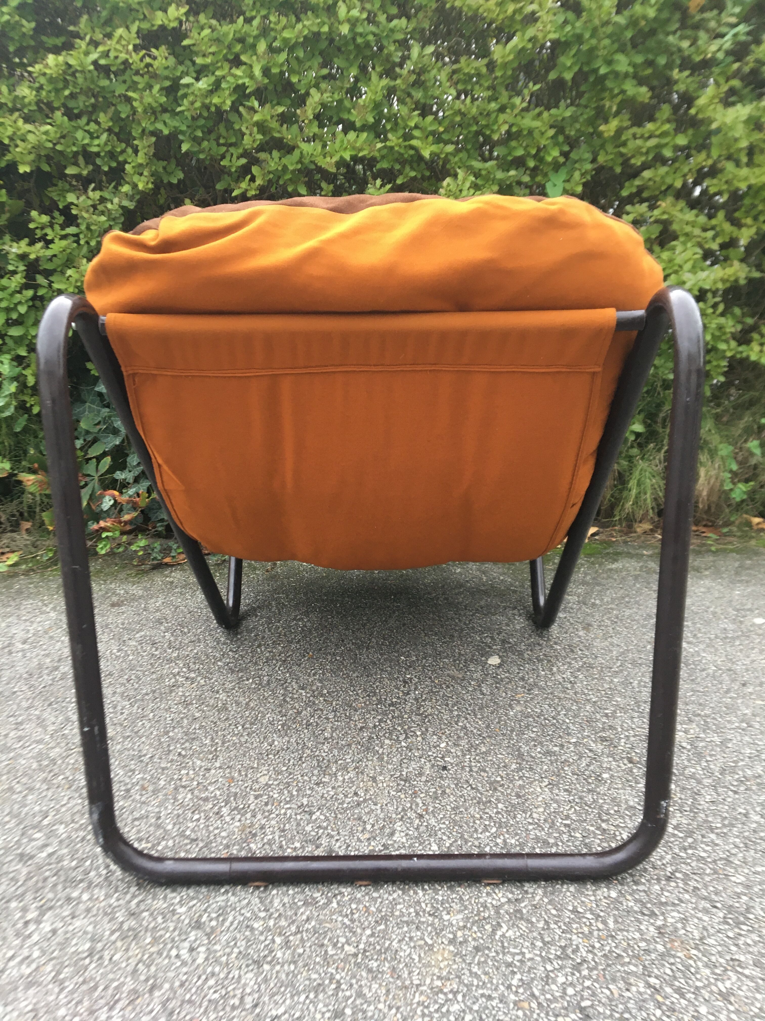 2 brown armchairs from the 70