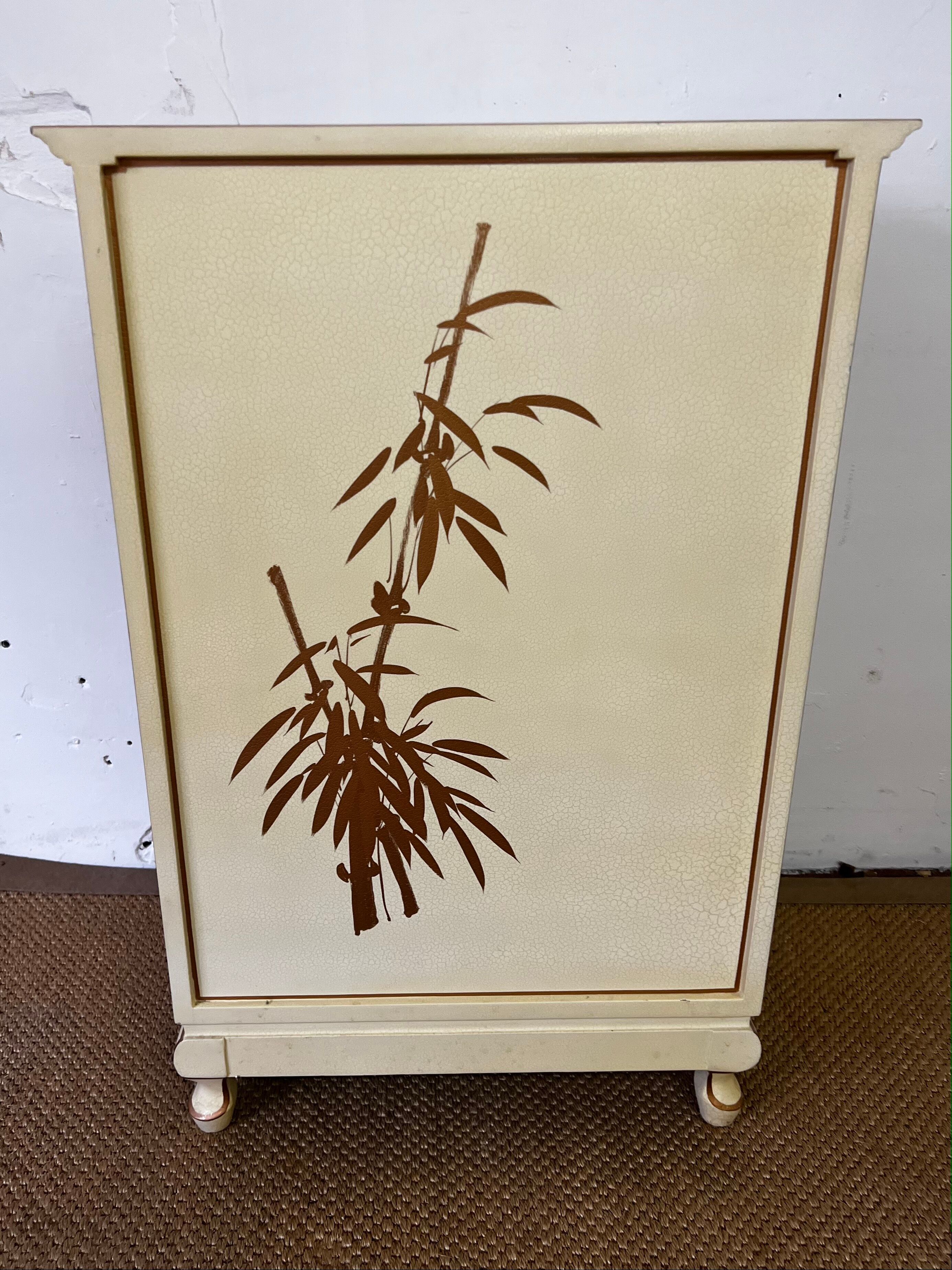 Meuble d'appui Italien décor floral japonisant