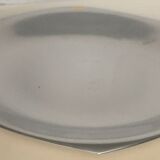 Round plate in brushed metal