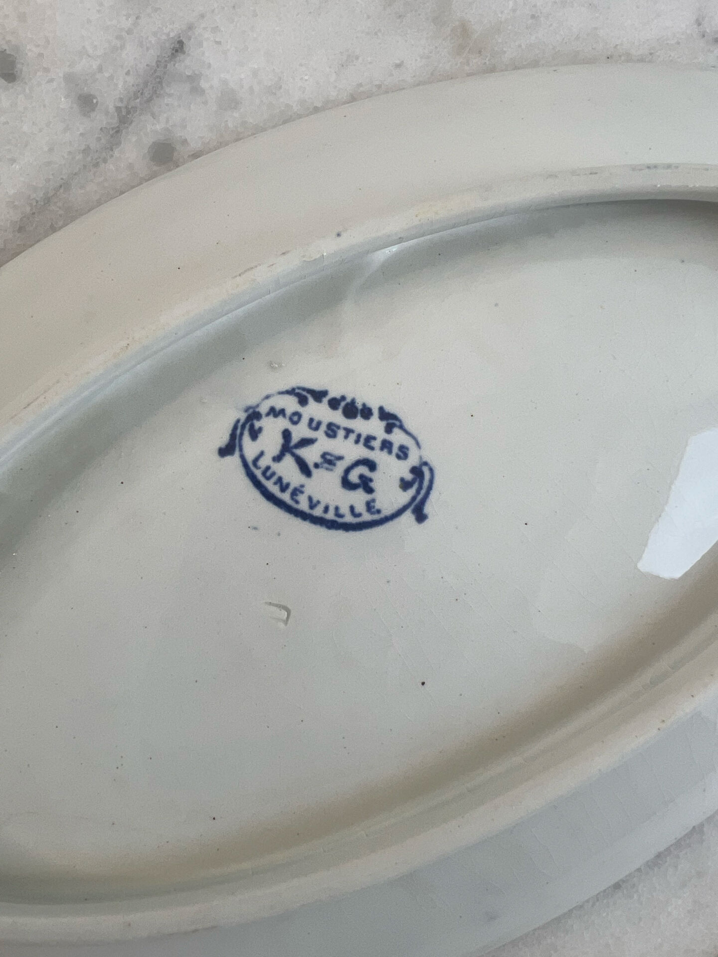 Lunéville KG — Moustiers Collection, Oval Plate Terre de Fer