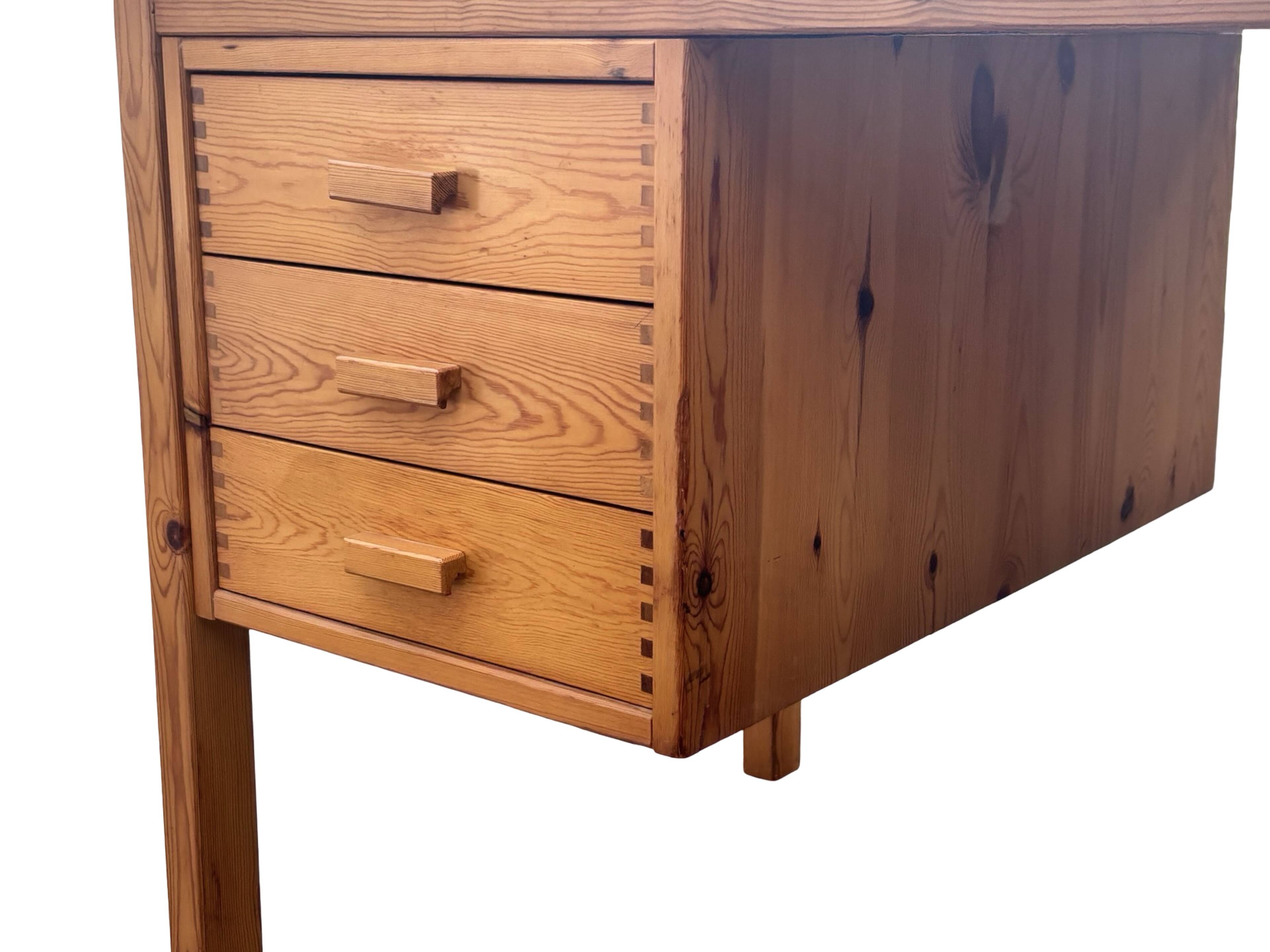 Vintage Pinewood Desk, Freestanding, 1970s Pine, Design, Ate van Apeldoorn