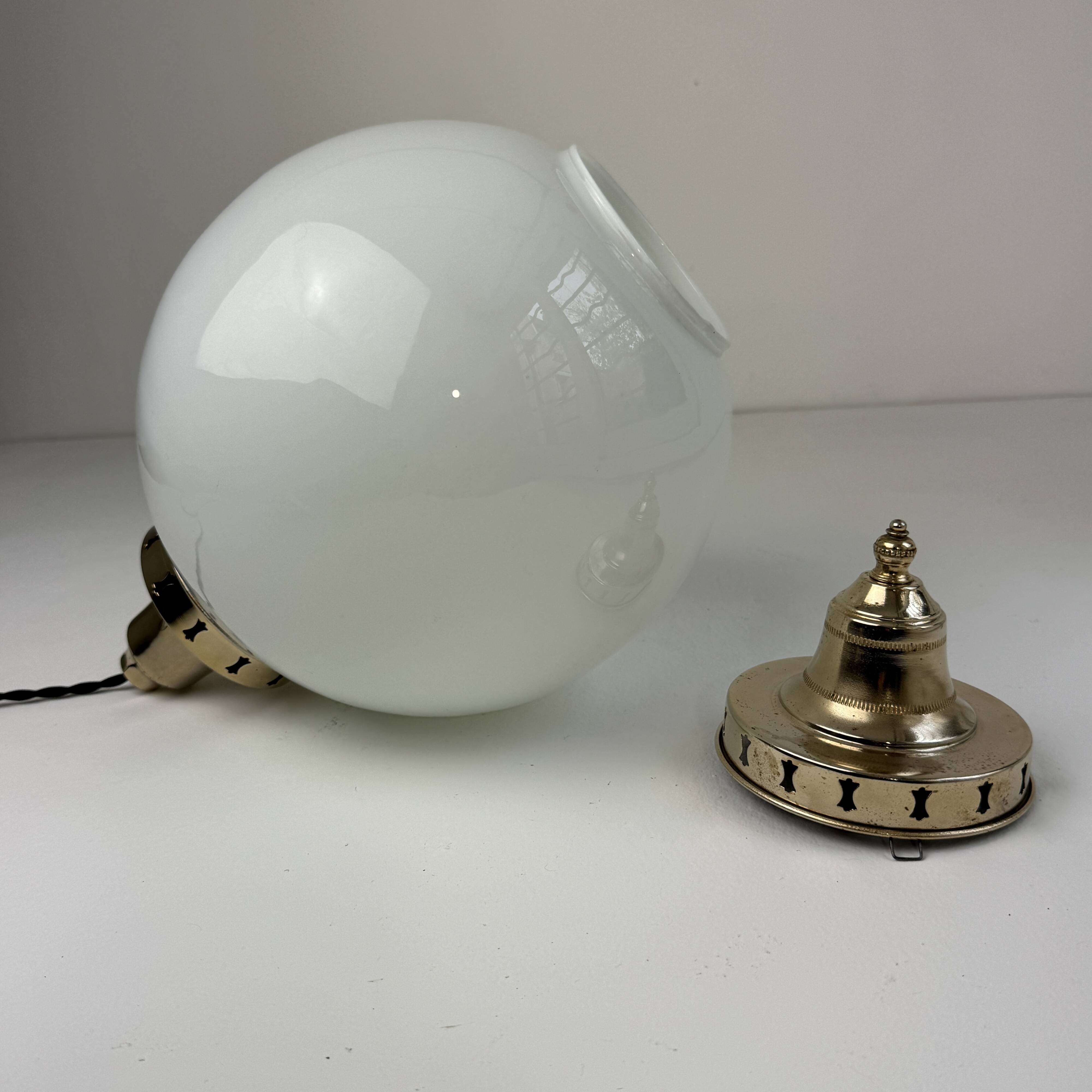 Suspension en opaline XL vintage