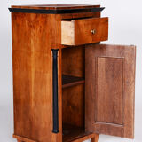 Table d’appoint Biedermeier fabriquée dans les années 1830 en Allemagne